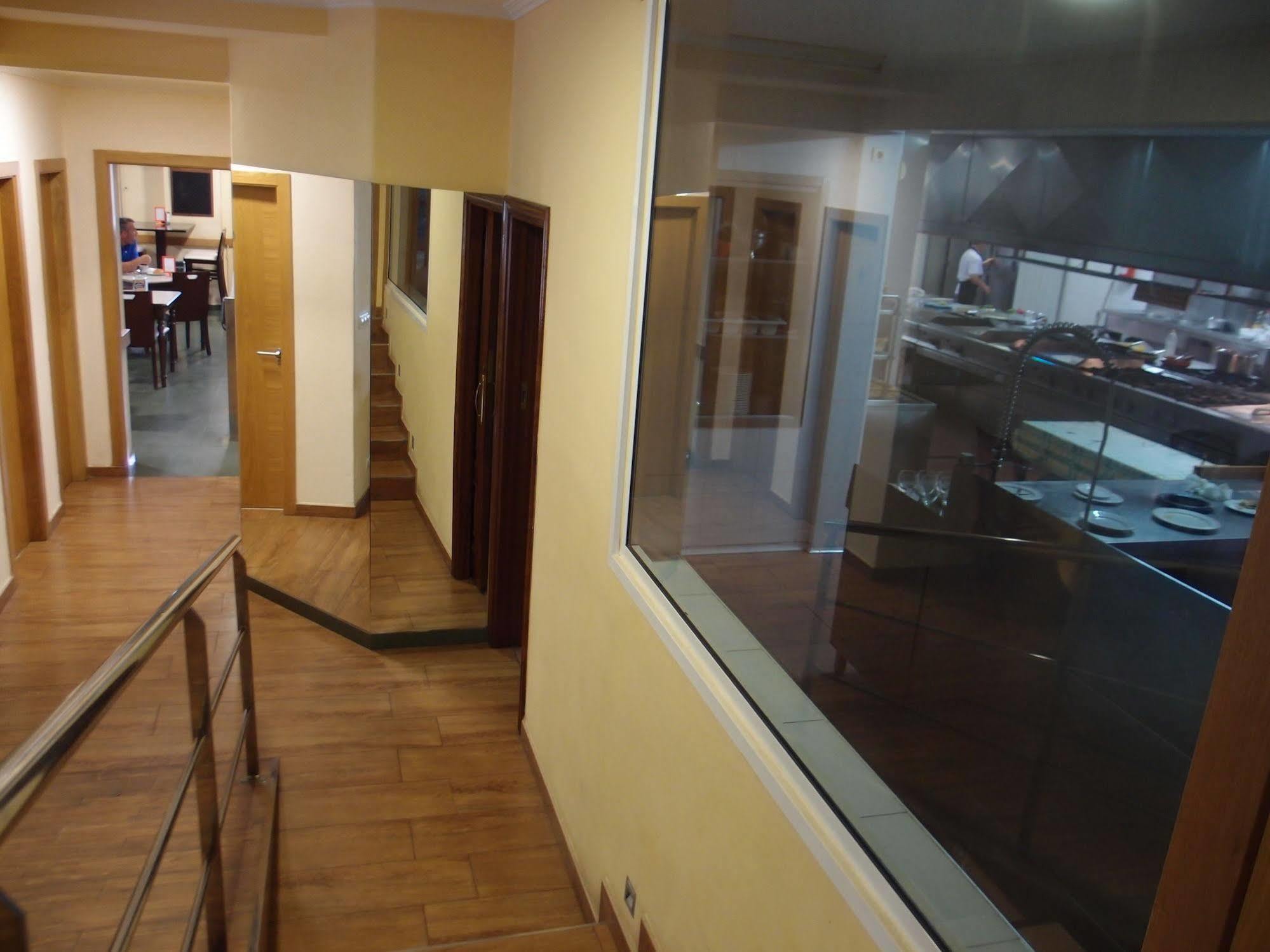 Hotel Avion By Bossh Hotels Vigo Ngoại thất bức ảnh