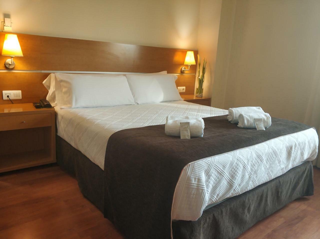 Hotel Avion By Bossh Hotels Vigo Ngoại thất bức ảnh